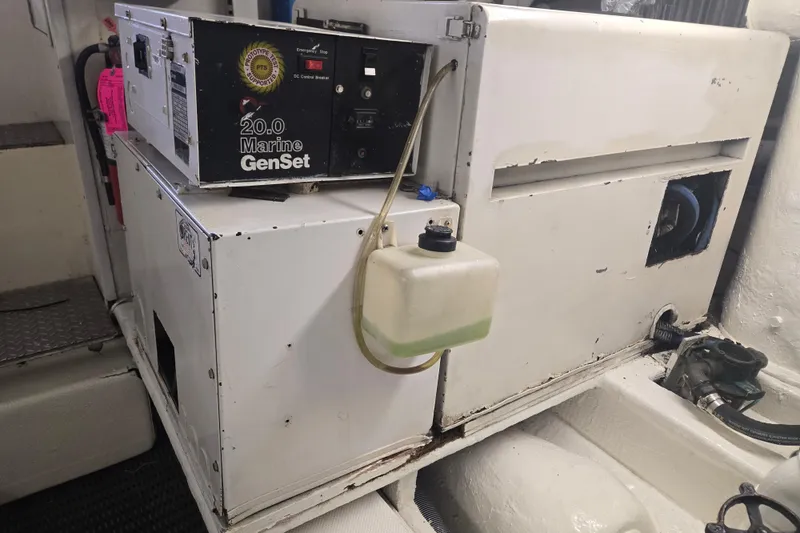 Lay A Wake Yacht Photos Pics 1990 Viking 53 Convertible marine generator set in engine room.