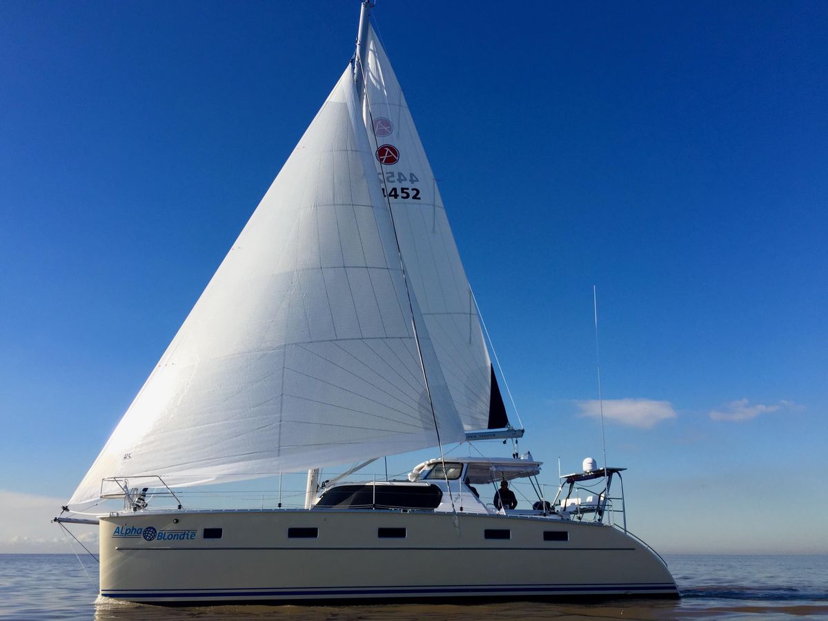 2016 Antares 44 