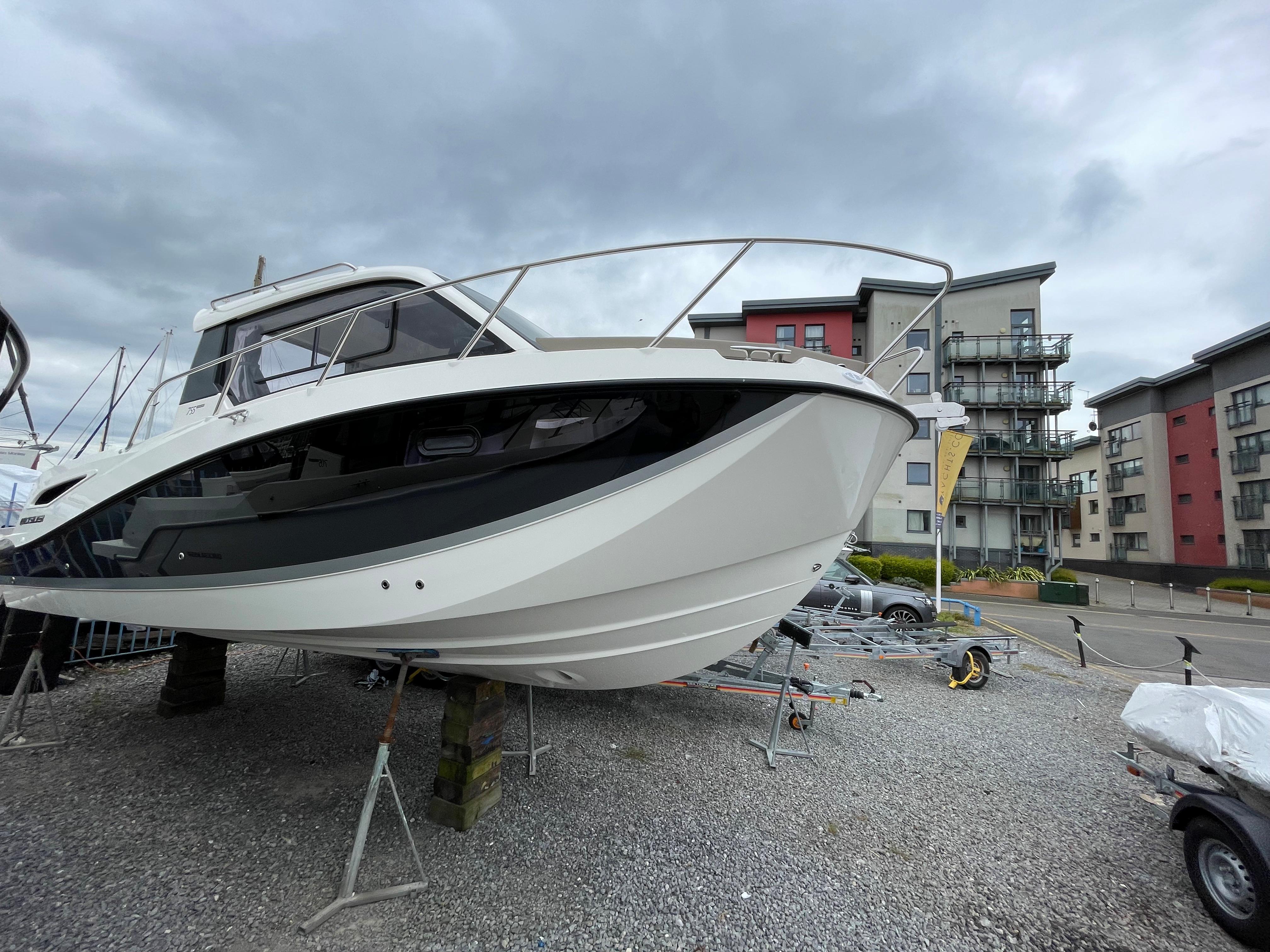 2023 Quicksilver 755 WEEKEND