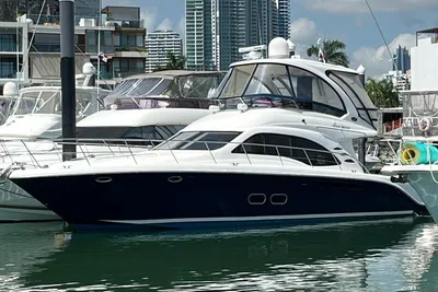 Sea Ray SEDAN BRIDGE 520