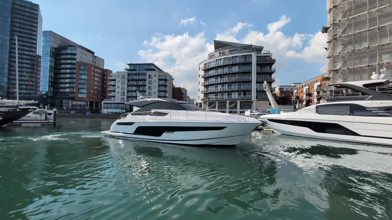 Gt50/251 Yacht Photos Pics 