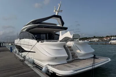 2025 Princess S80