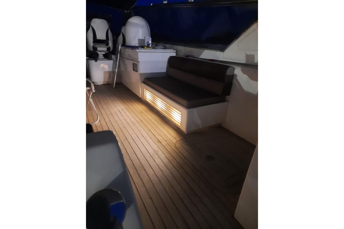 2002 Arno Leopard 75 