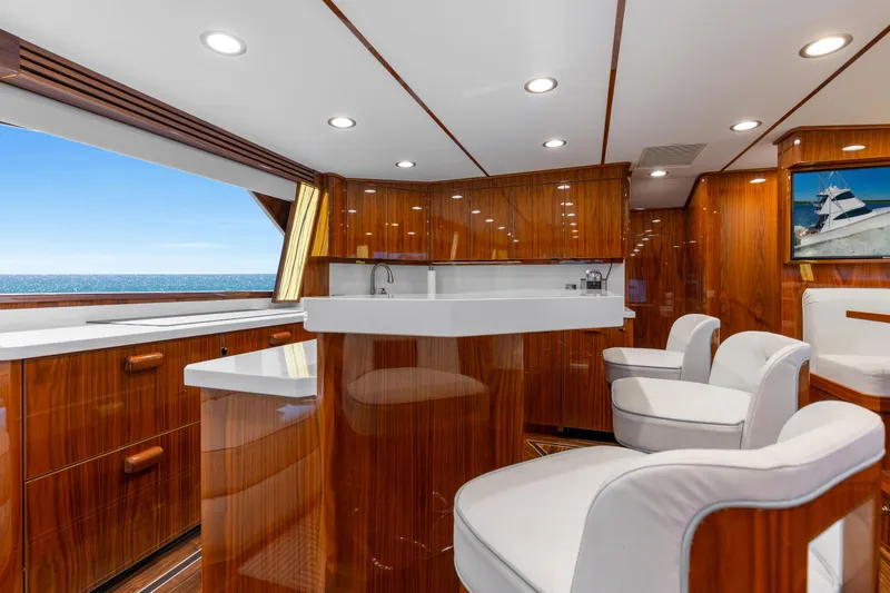 Team Harvey Yacht Photos Pics 