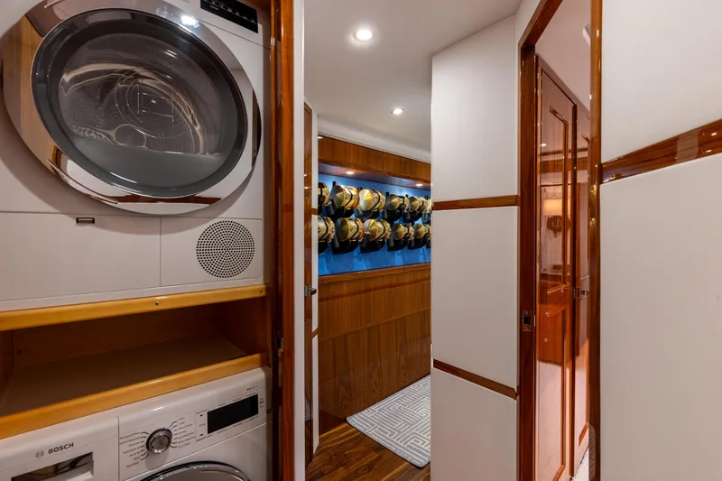 Team Harvey Yacht Photos Pics 