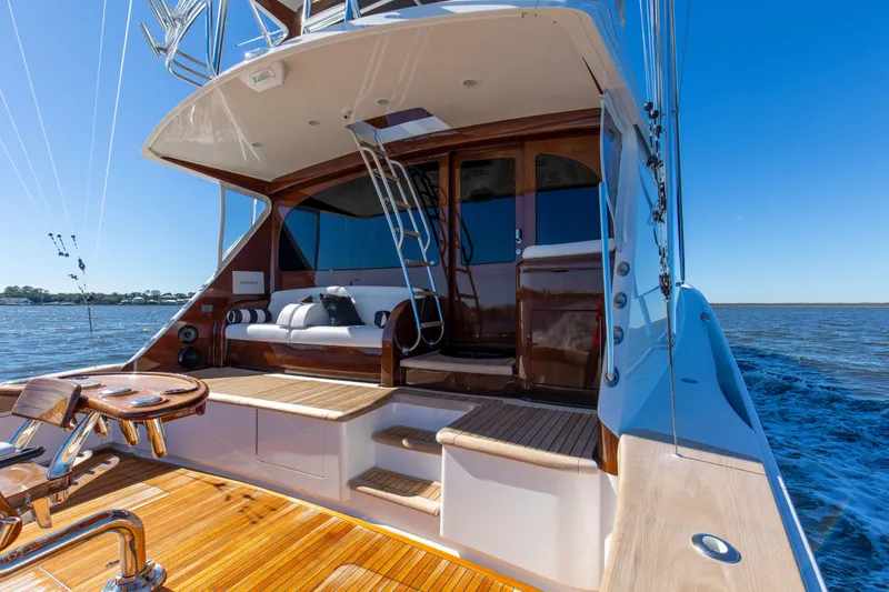 Team Harvey Yacht Photos Pics 