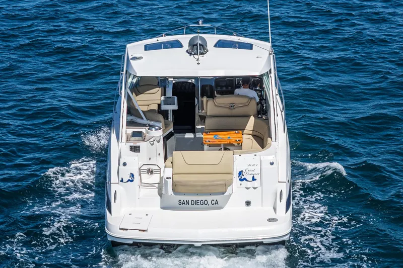 Cruel Summer Yacht Photos Pics 2012 Cruisers 380 Express yacht cruising in San Diego waters.