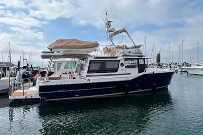 Ranger Tugs R-41 CB