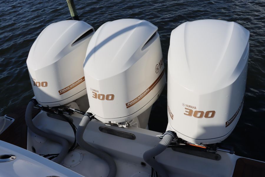 2016 Chris-Craft Catalina 34