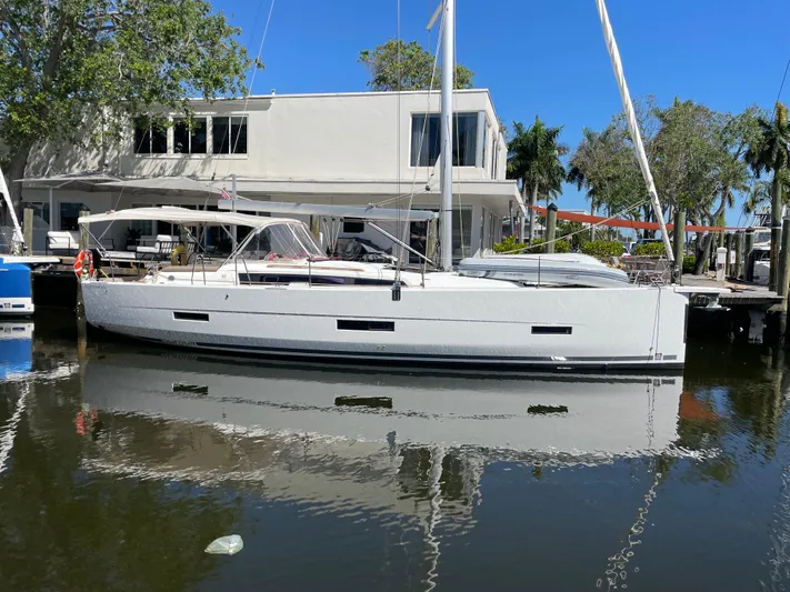 Ollie Yacht Photos Pics 