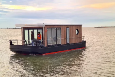2026 HOMESHIP 1250D Houseboat Met Scheepsromp