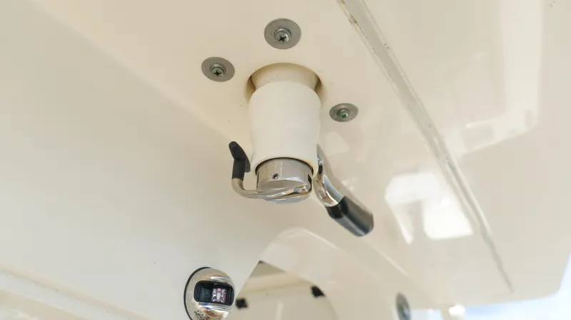 Engine Warranty X Trailer Yacht Photos Pics Close-up of 2022 Scout 330 LXF boat hardware and fittings.