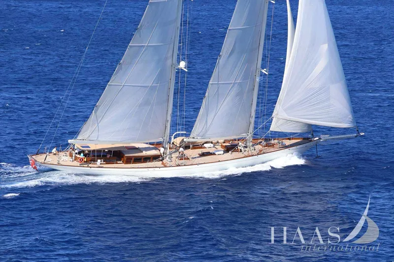 Zenith Yacht Photos Pics ZENITH Dykstra Classic Schooner