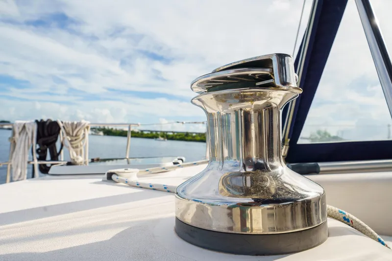 Solitude Yacht Photos Pics 