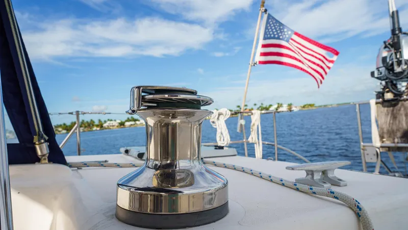 Solitude Yacht Photos Pics 