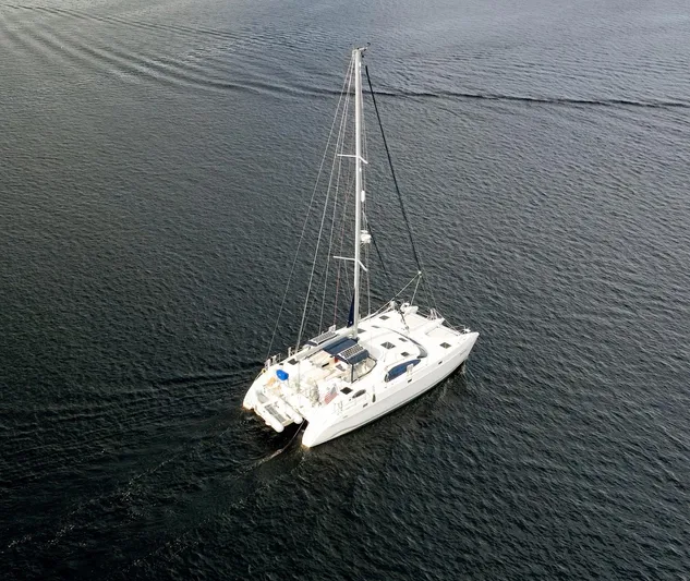 Solitude Yacht Photos Pics 