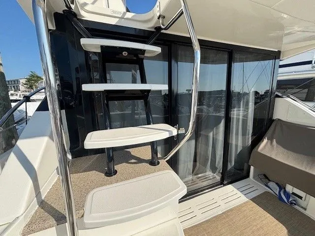 Top O' The Morning Yacht Photos Pics 