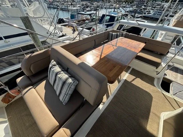 Top O' The Morning Yacht Photos Pics 