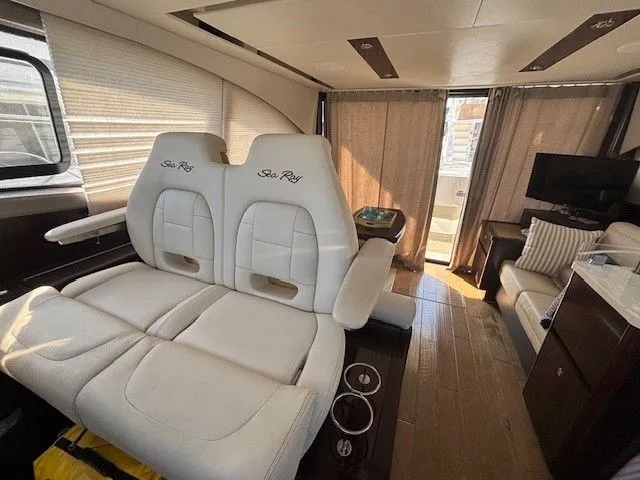 Top O' The Morning Yacht Photos Pics 