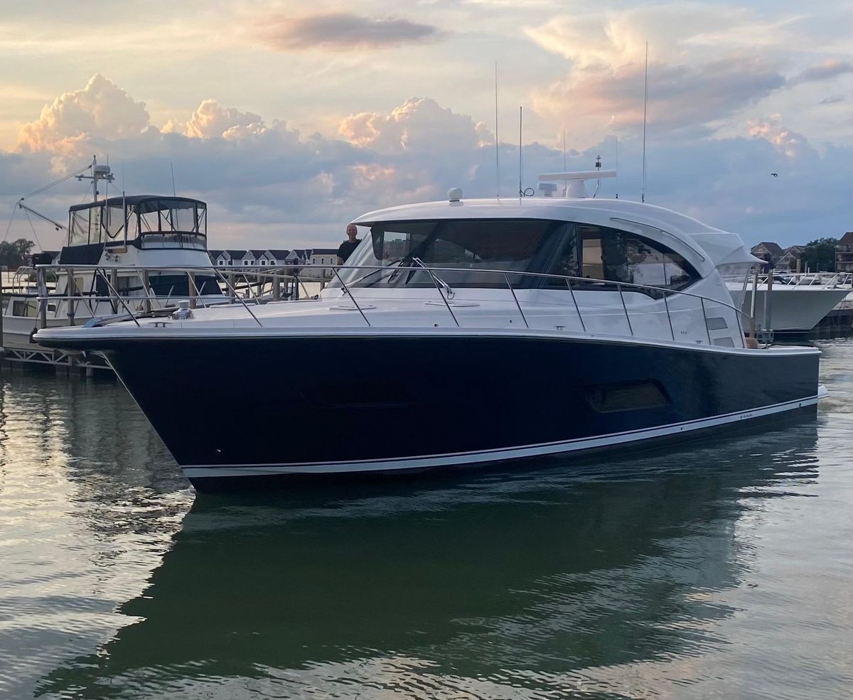 2016 Riviera 52 