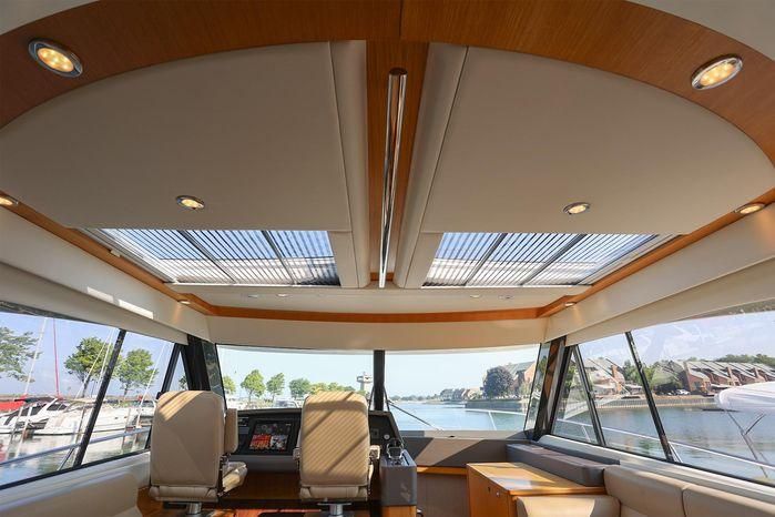 2016 Riviera 52 