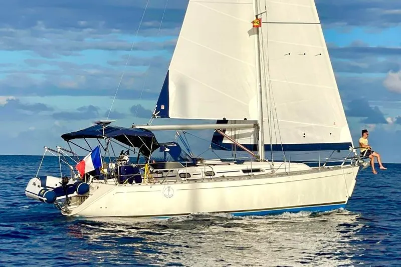 Le Beflor Yacht Photos Pics Voilier Dufour 36 Classic de 2003