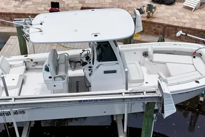 Everglades 253 Center Console