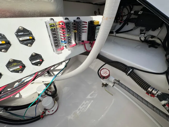  Yacht Photos Pics 2024 Everglades 253 Center Console boat wiring and electrical components.