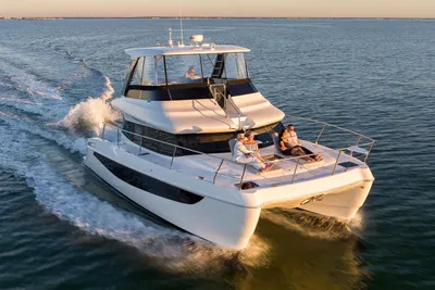 Aquila 42 Yacht