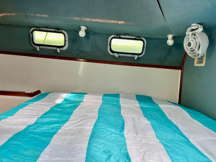 Rocky Yacht Photos Pics 