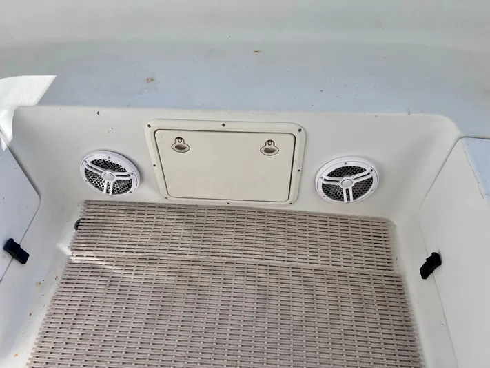 Rocky Yacht Photos Pics 