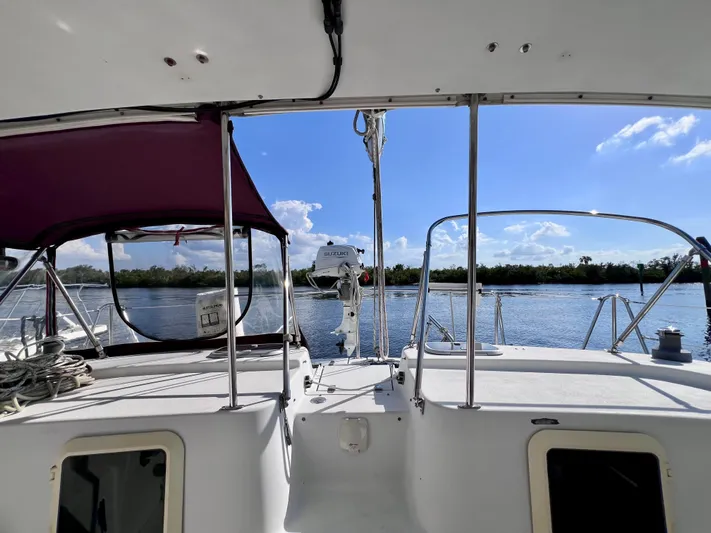 Rocky Yacht Photos Pics 