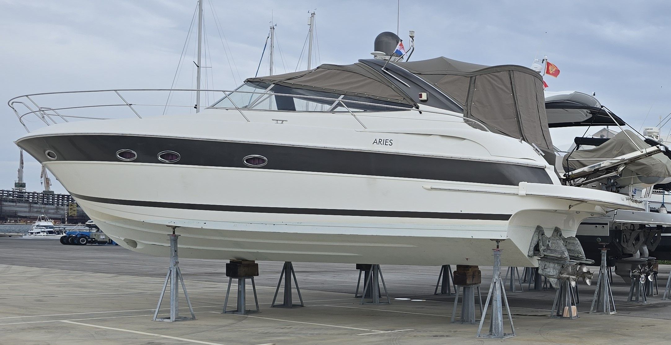 2009 Bavaria 37 Sport