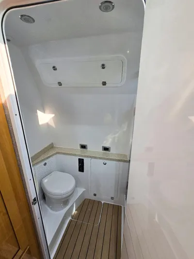 Hcb Yacht Photos Pics 