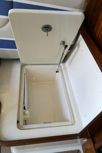 Ripplecove Yacht Photos Pics 