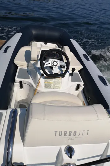 Ripplecove Yacht Photos Pics 