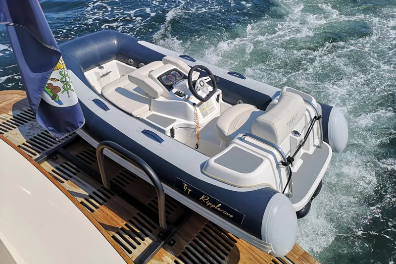 Ripplecove Yacht Photos Pics 