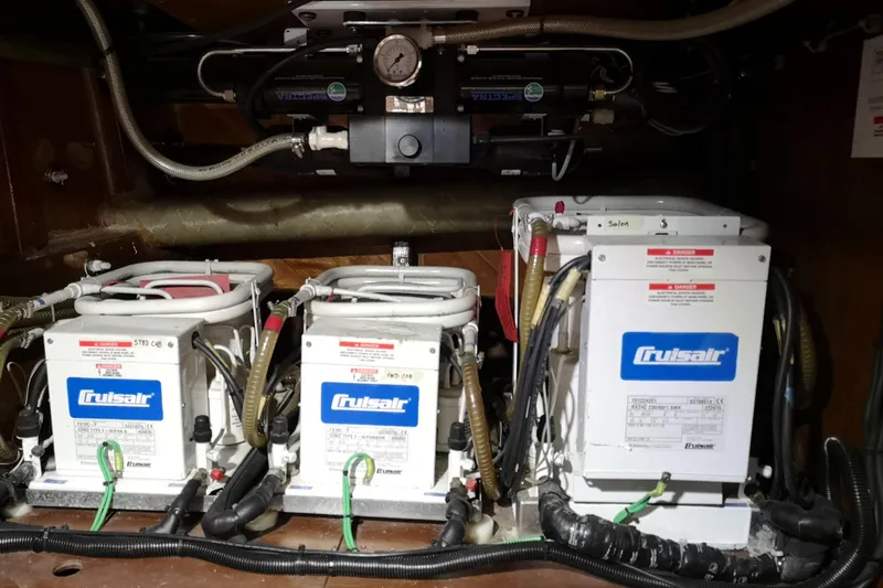 Ripplecove Yacht Photos Pics 