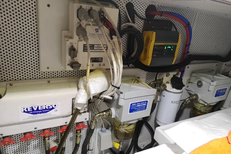 Ripplecove Yacht Photos Pics 