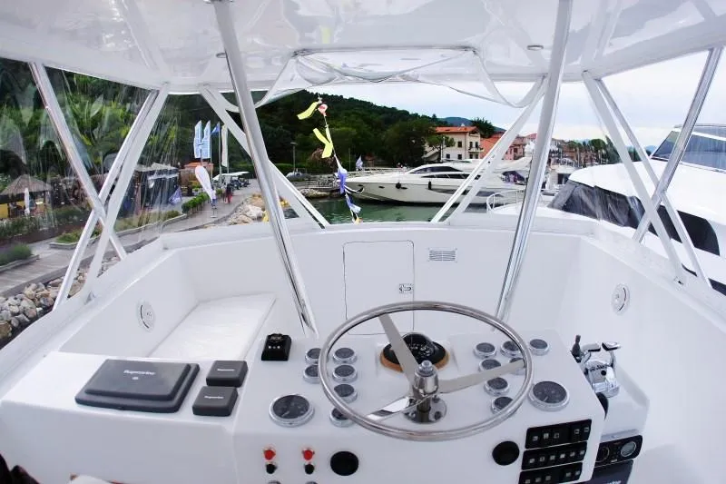  Yacht Photos Pics Foto 20-06-09 18 40 30.jpg