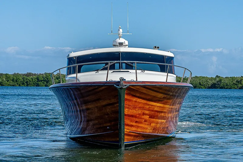 Lucky Yacht Photos Pics Maverick 50 "Lucky" - Profile