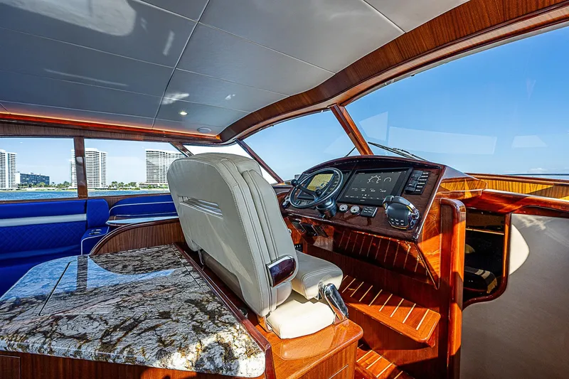 Lucky Yacht Photos Pics Maverick 50 "Lucky" - Helm