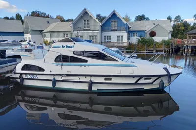 2001 Le Boat Consul