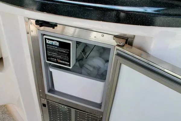 2nd Last Call Yacht Photos Pics 