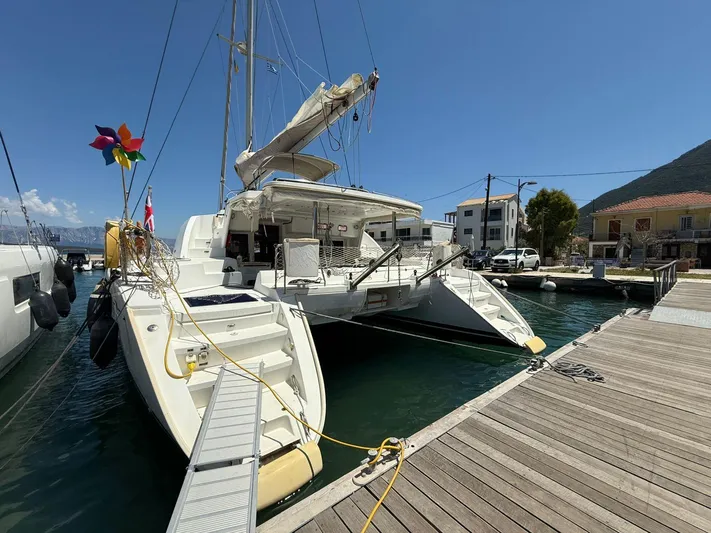  Yacht Photos Pics gangway