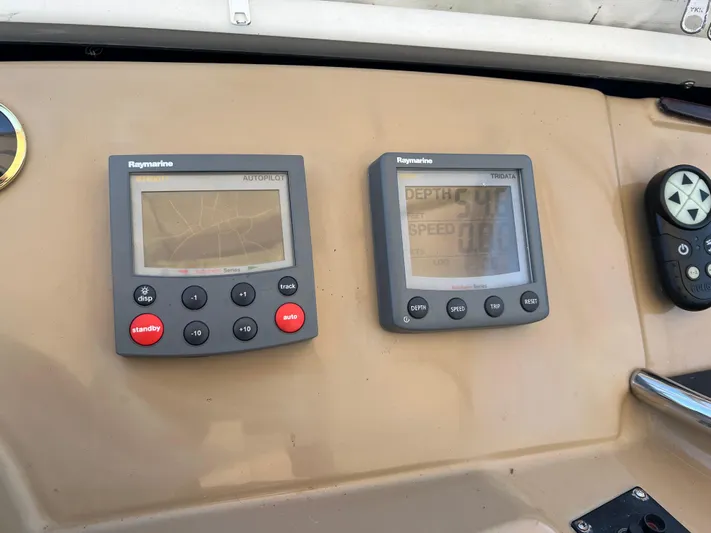  Yacht Photos Pics Auto Pilot