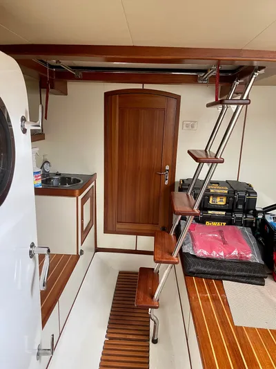 Southern Palms Yacht Photos Pics 