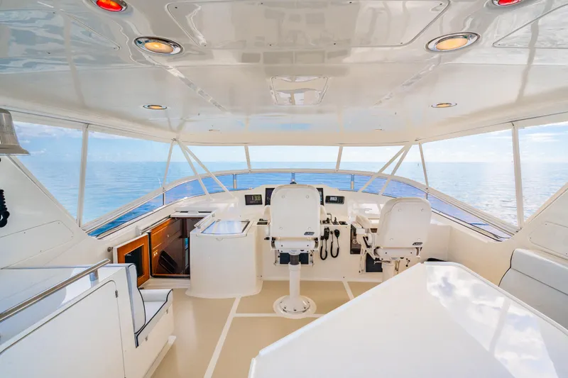 Southern Palms Yacht Photos Pics 