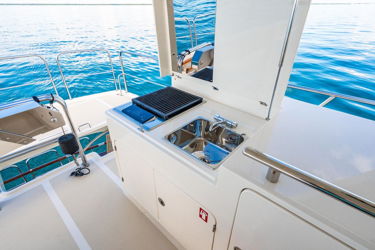 2011 Marlow 57 