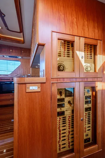 Southern Palms Yacht Photos Pics 